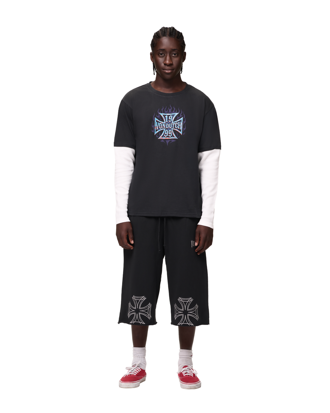 BLACK AND WHITE - LA OVER-SIZED 3/4 SHORTS — image 2