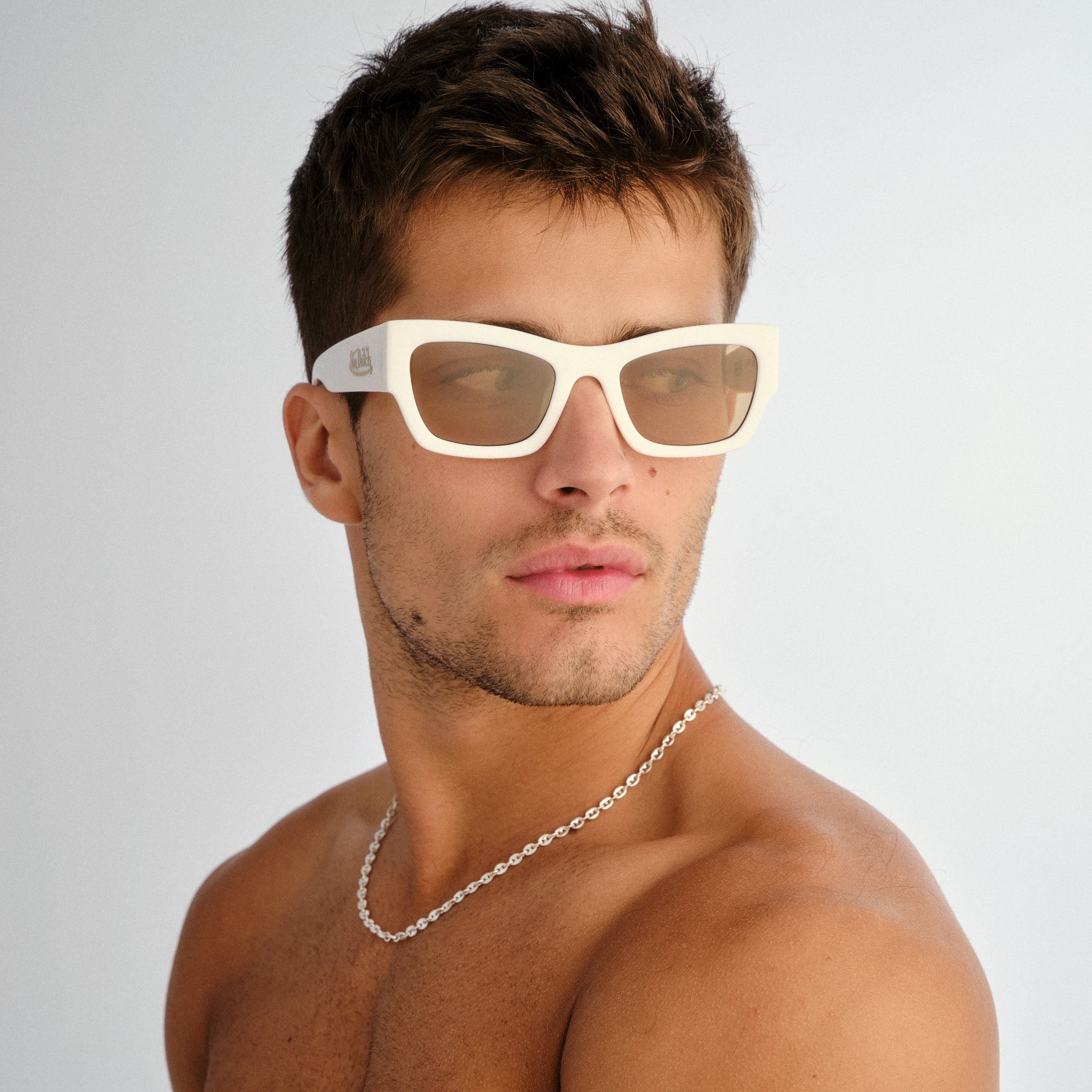 VON DUTCH x AIRE VENDETTA SUNGLASSES - SOLID WHITE | Von Dutch