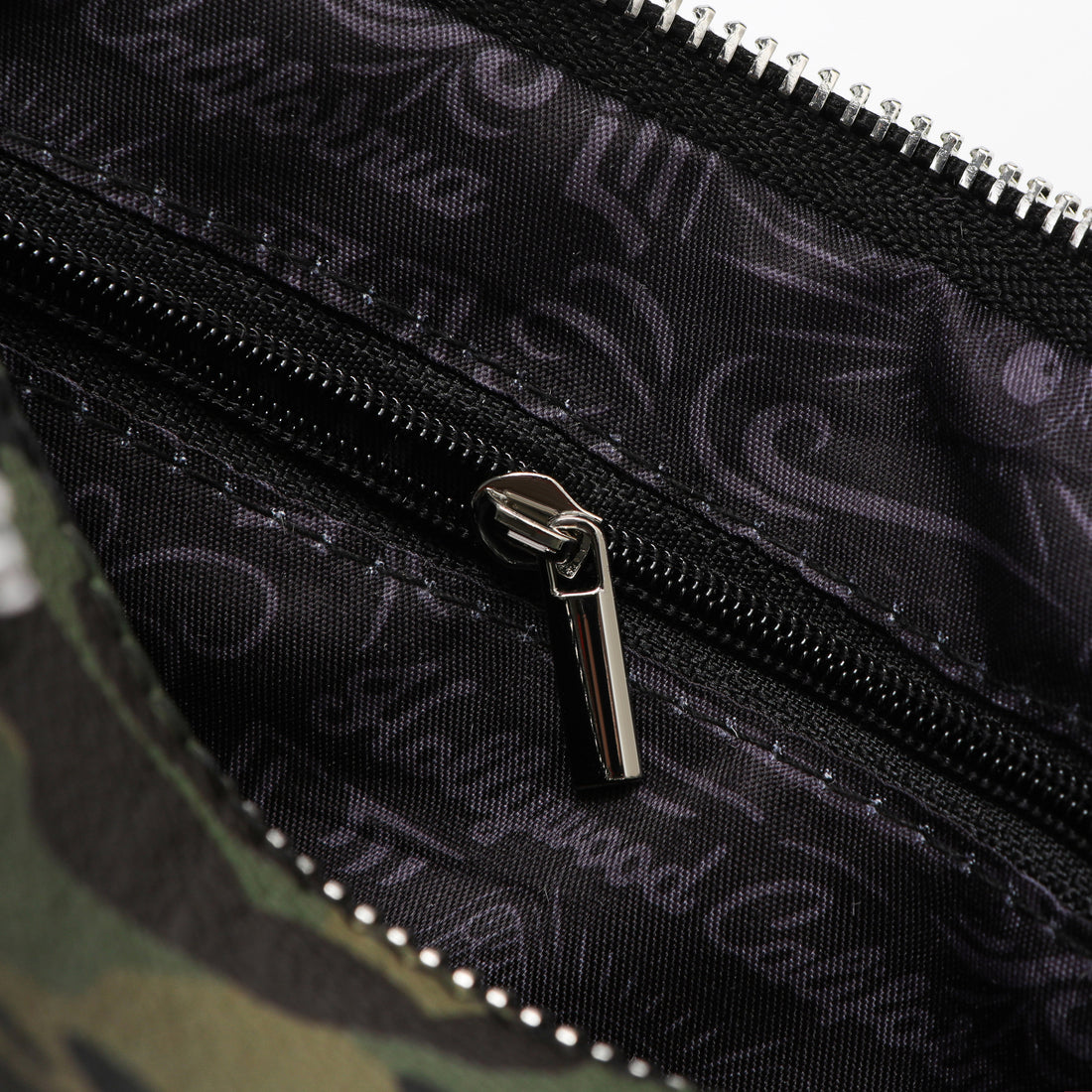 Barrel Bag - Red Camo