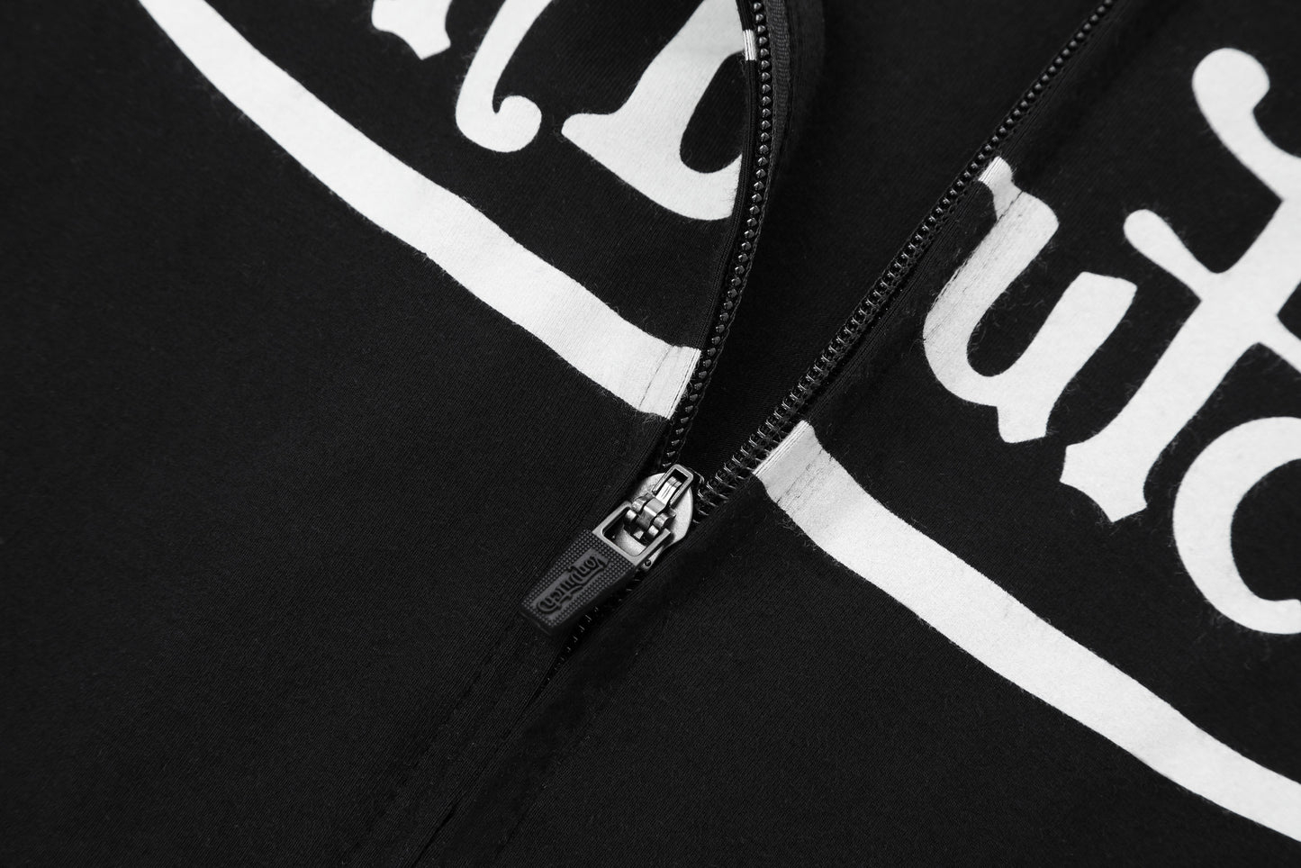 VON DUTCH ROXY TOP - BLACK