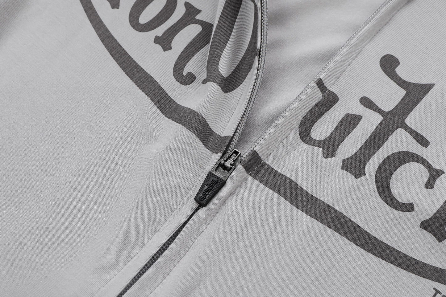 VON DUTCH ROXY TOP - GREY