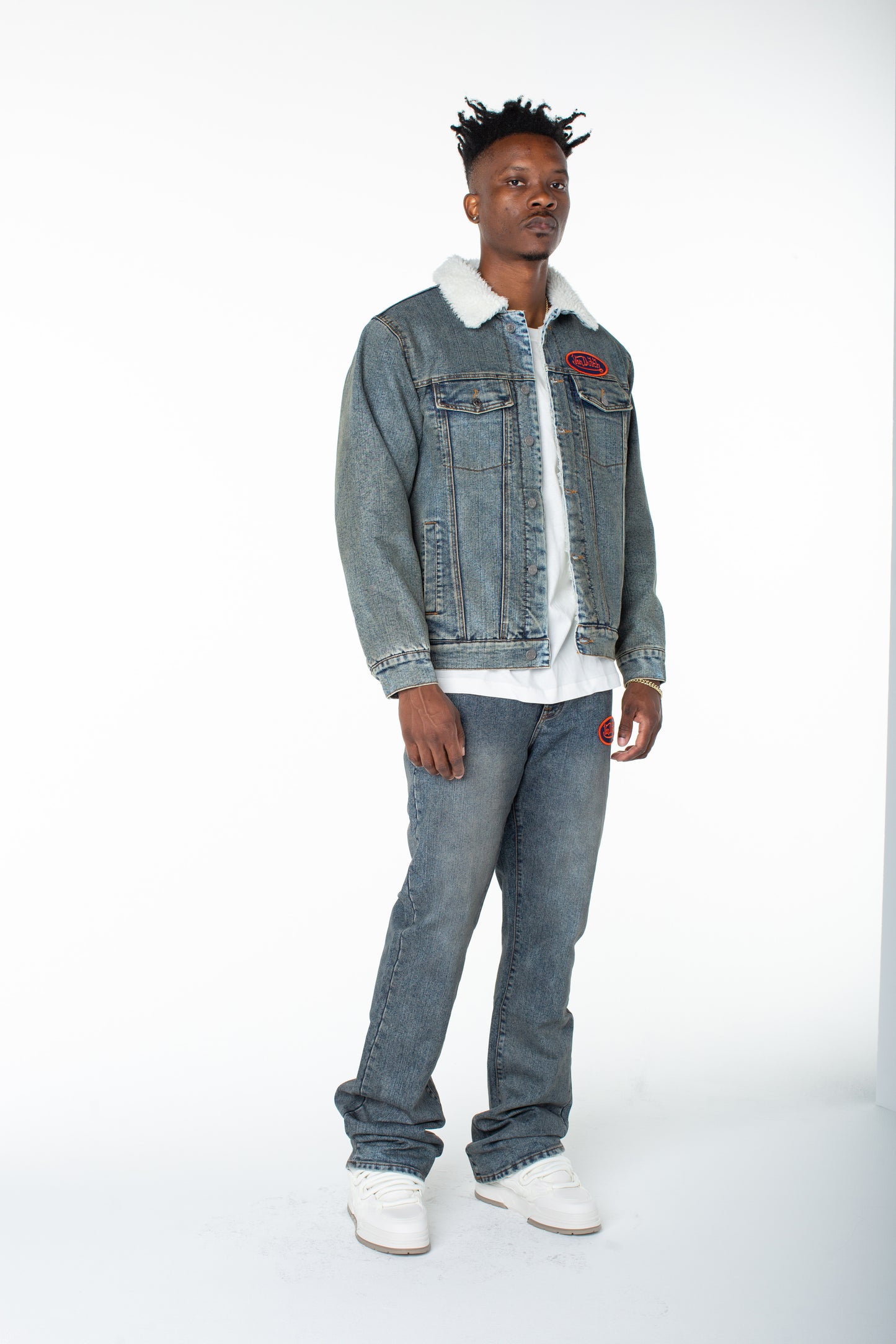 Von Dutch Denim Trucker Jacket L Von Dutch Denim Trucker Jacket L