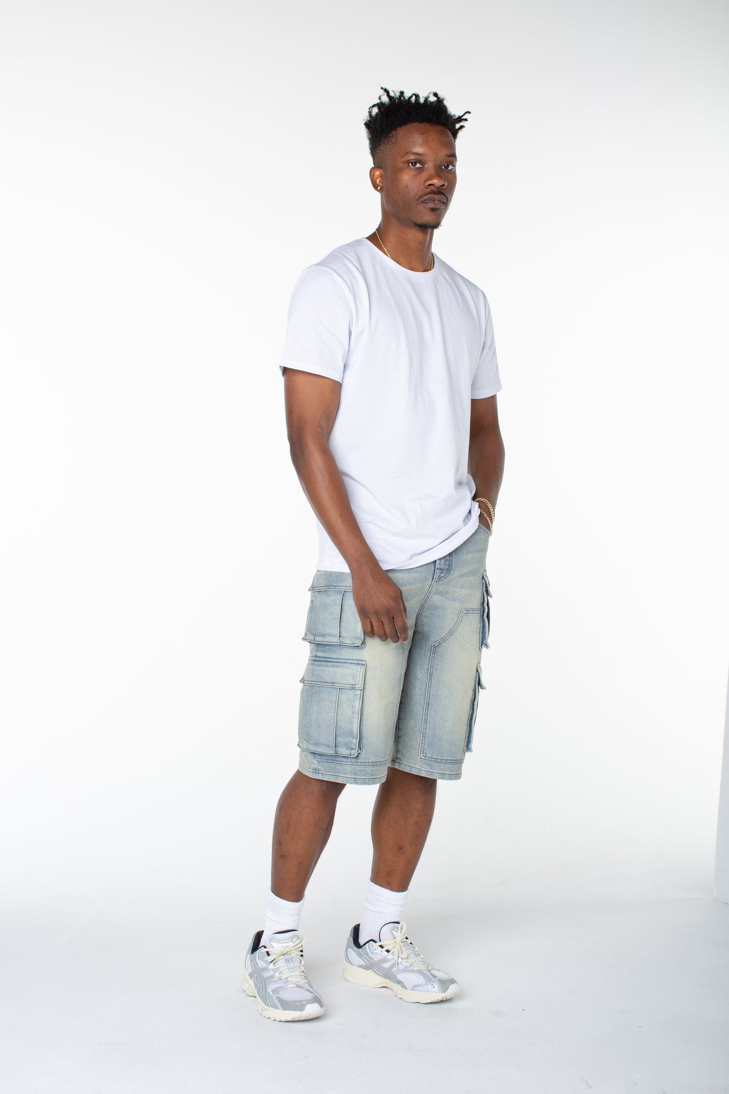 MENS CANVAS CARGO SHORT - DISTORTED WASH