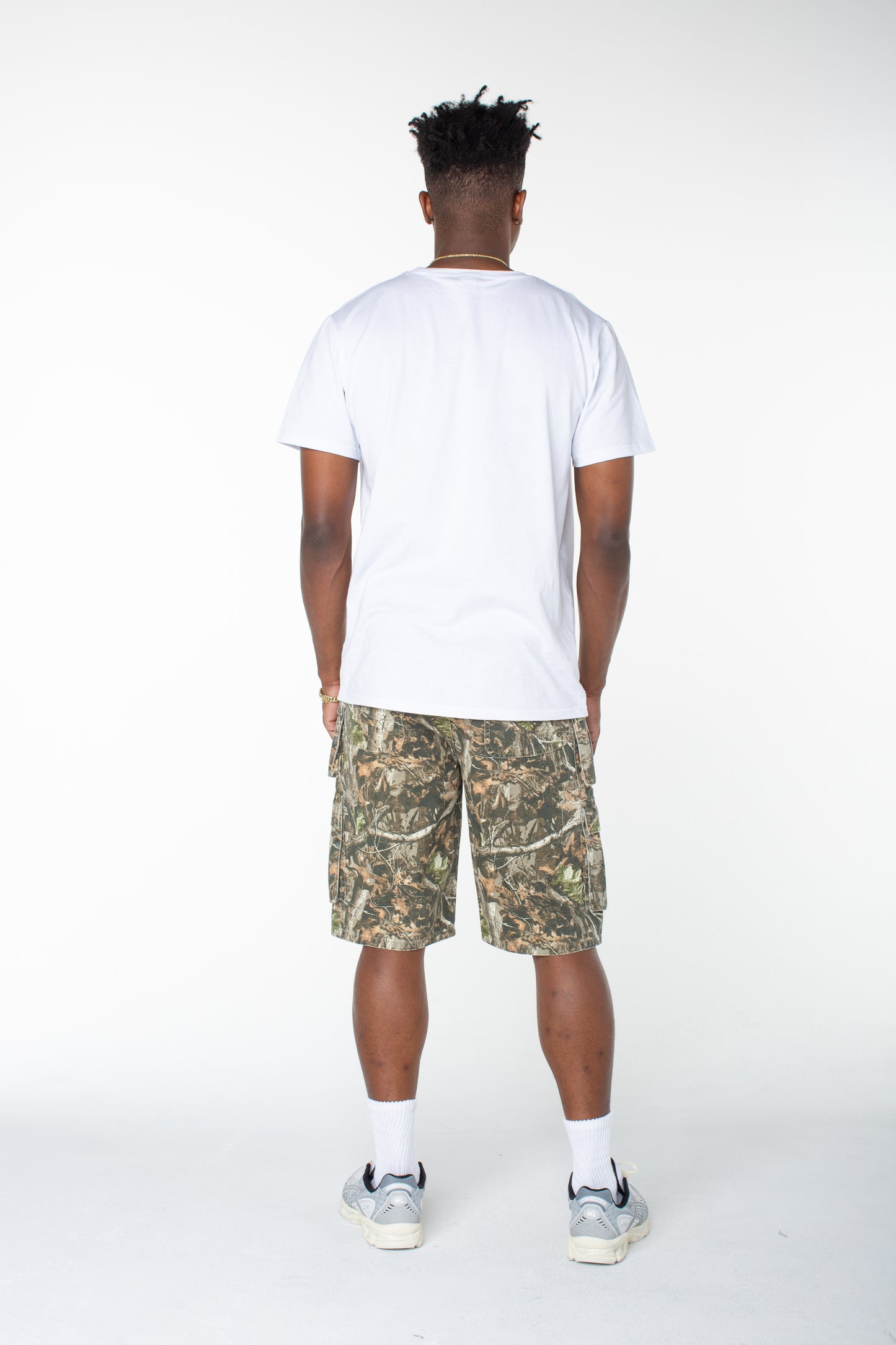 MENS CANVAS CARGO SHORT - IN THE WOODS